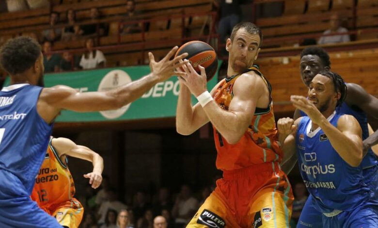 90-81: El Valencia gana al 'Fuenla' y conquista el 'Ciudad de Albacete'