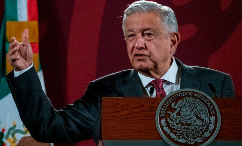 AMLO pide perdón tras filtración en caso Ayotzinapa... pero señala que 'no se deben ocultar cosas'