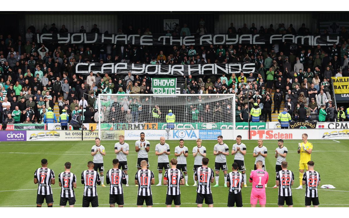 Aficionados del Celtic de Glasgow: “si odias a la familia real, aplaude” | Video