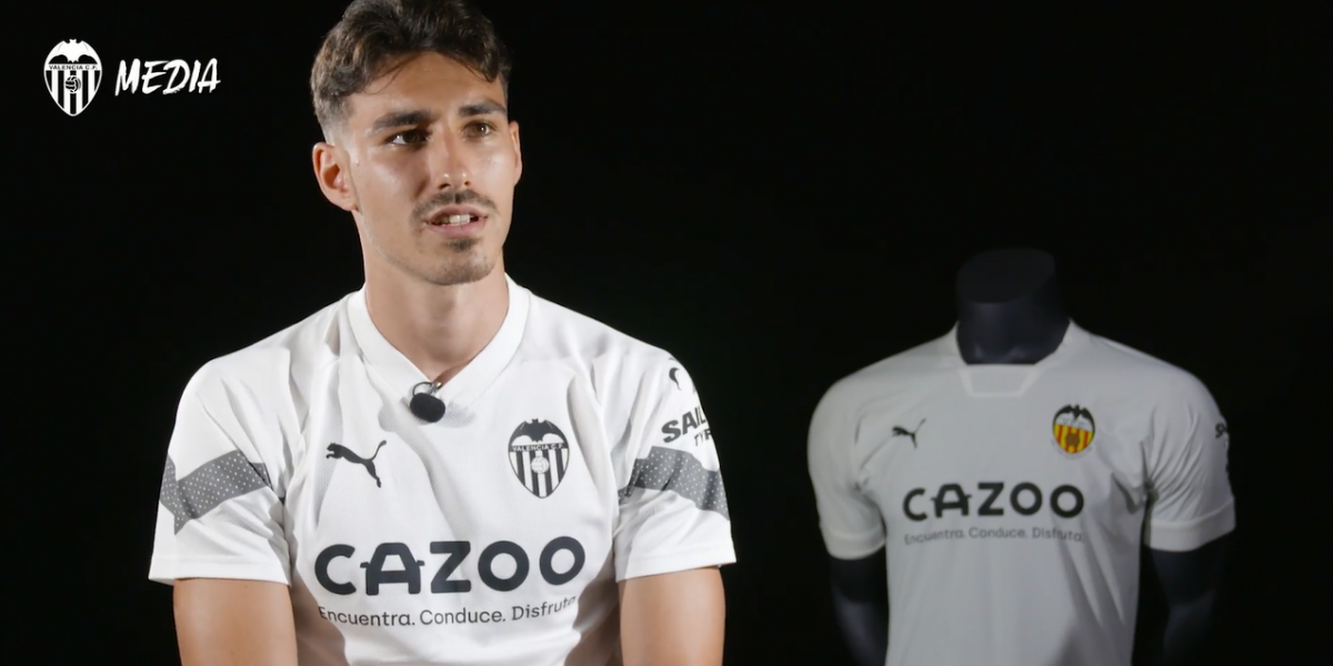 Almeida: "Venir al Valencia ha sido el paso correcto, me siento en casa"