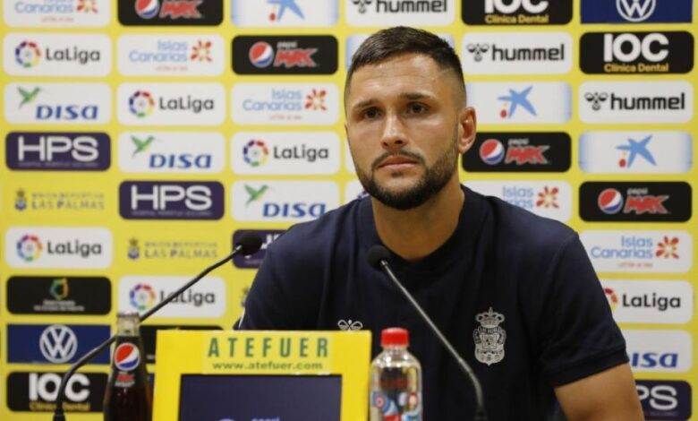 Andone: "Este año busco volver a sentirme futbolista"