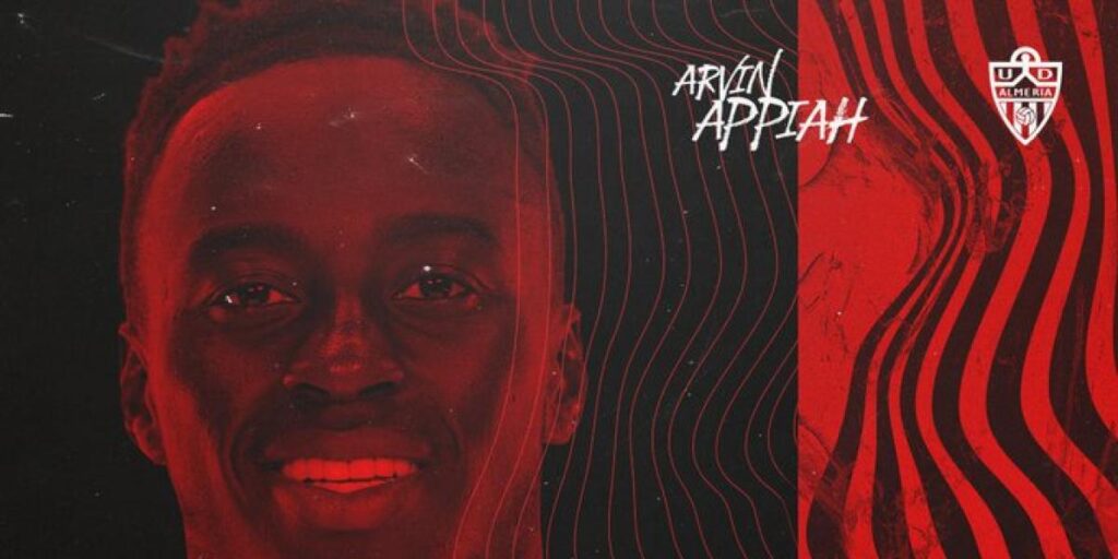 Appiah se marcha del Almería, que lo cede al Tenerife