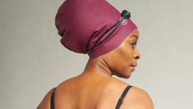 Aprueban el uso de gorros diseñados para afros en competencias de natación | Video