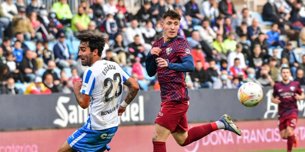 Así ha sido el Huesca 1 - 0 Málaga: resumen, resultado y goles | LaLiga Smartbank