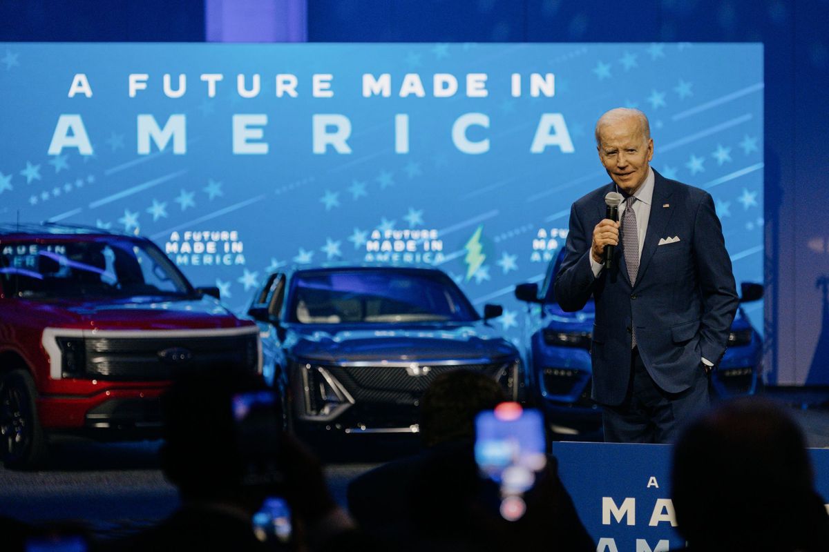 Biden eleva la vigilancia sobre la inversión china en sus sectores tecnológicos más punteros