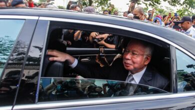 Bolsos Hermès y millones en efectivo: la caída de Najib Razak de Malasia