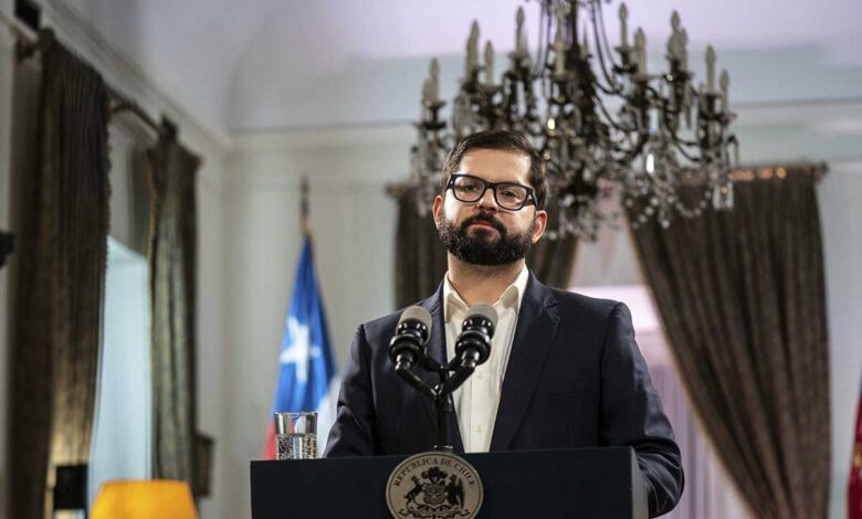 Boric se compromete a impulsar un nuevo proceso constituyente en Chile | Video