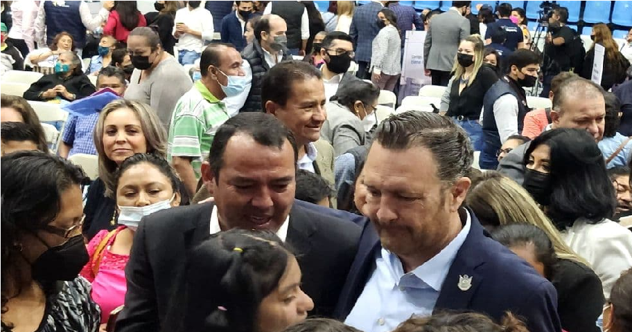 CRÓNICA: Mauricio Kuri puso de moda rendir informes en los municipios, apoteótico informe en San Juan del Río