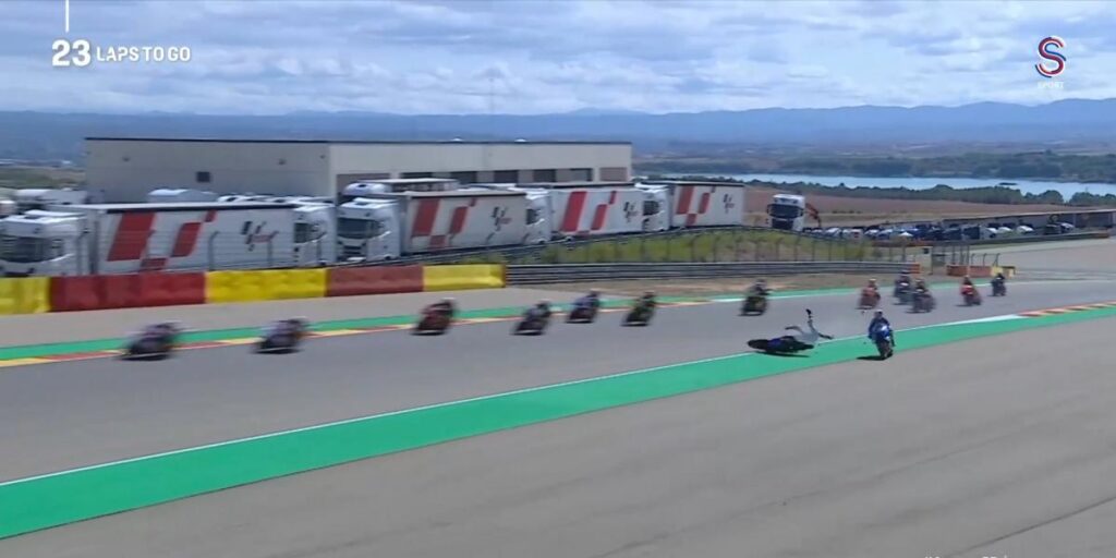 Caos en Aragón: Marc Márquez y Quartararo fuera de carrera en el primer giro