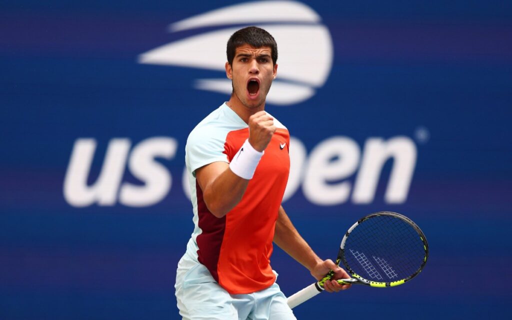 Carlos Alcaraz se convierte en el tenista con más victorias del año | Video