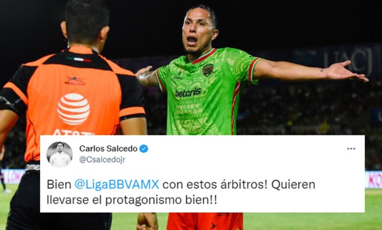 Carlos Salcedo tuitea a medio partido en contra de la Liga MX y sus árbitros | Video