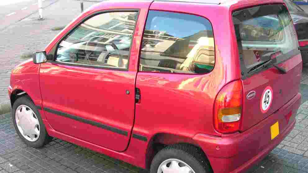 Coches sin carnet: Requisitos para poder conducirlo