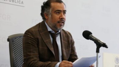 Colectivos exigen seguridad para Gómez Trejo tras su renuncia a FGR