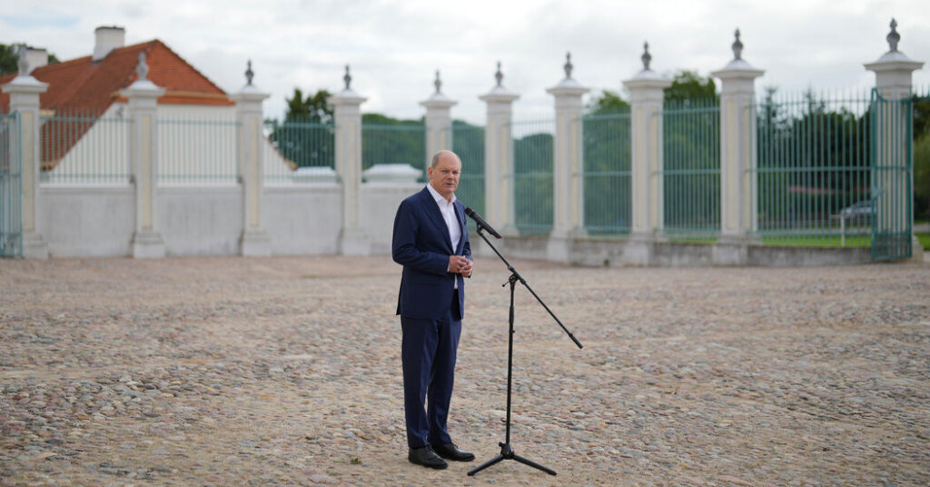 "Condenada a liderar" Europa, la canciller alemana lucha por el impacto
