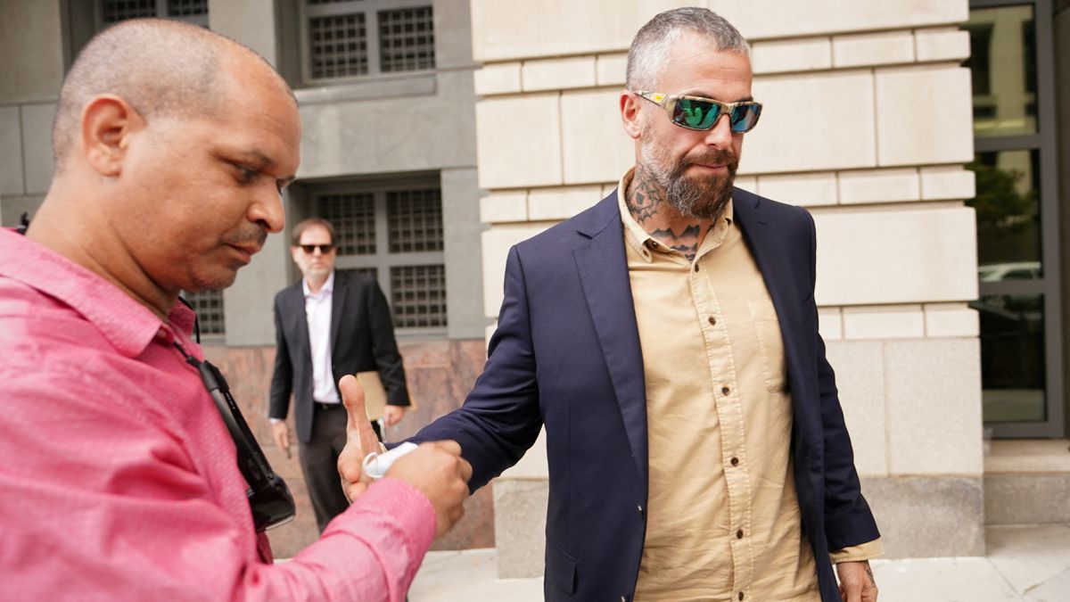 Condenado a siete años de prisión un asaltante del Capitolio por agredir a un policía