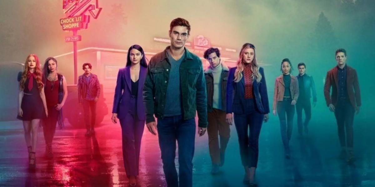 Condenan a cadena perpetua a un actor de la serie ‘Riverdale’ por asesinar a su madre