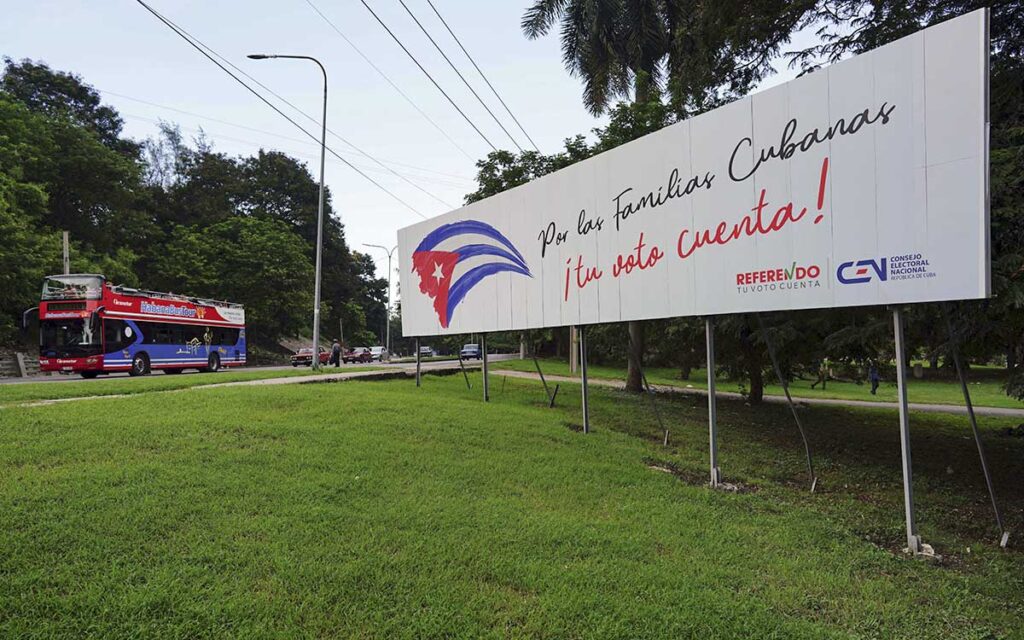 Cuba realiza referéndum sobre el matrimonio igualitario