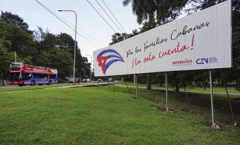 Cuba realiza referéndum sobre el matrimonio igualitario