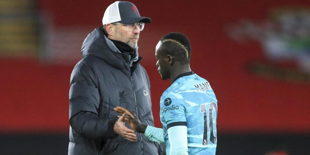 Culpan a Klopp de la marcha de Mané