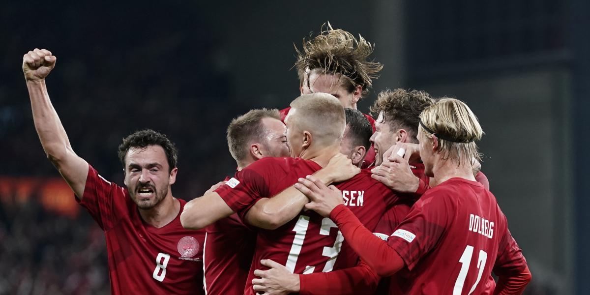 Dinamarca barre a Francia pero no le sirve de mucho