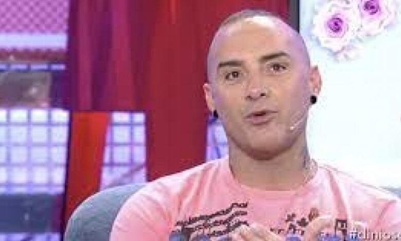 Dinio desvela la verdad sobre lo qué hizo con Carmen Alcayde: "Nos tocamos muchos"