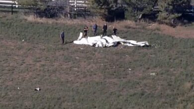 Dos avionetas chocan en pleno vuelo en Colorado; hay 3 muertos