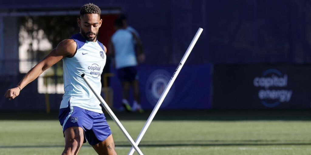 Dos nuevas bajas y un alta en el entrenamiento del Atlético
