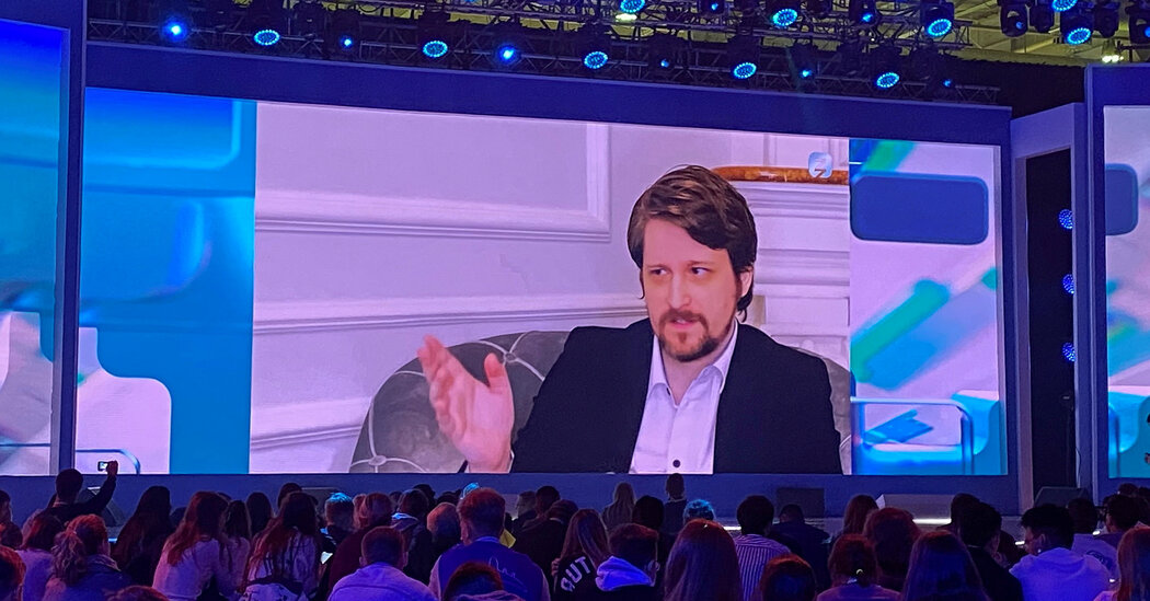 Edward Snowden recibe la ciudadanía rusa