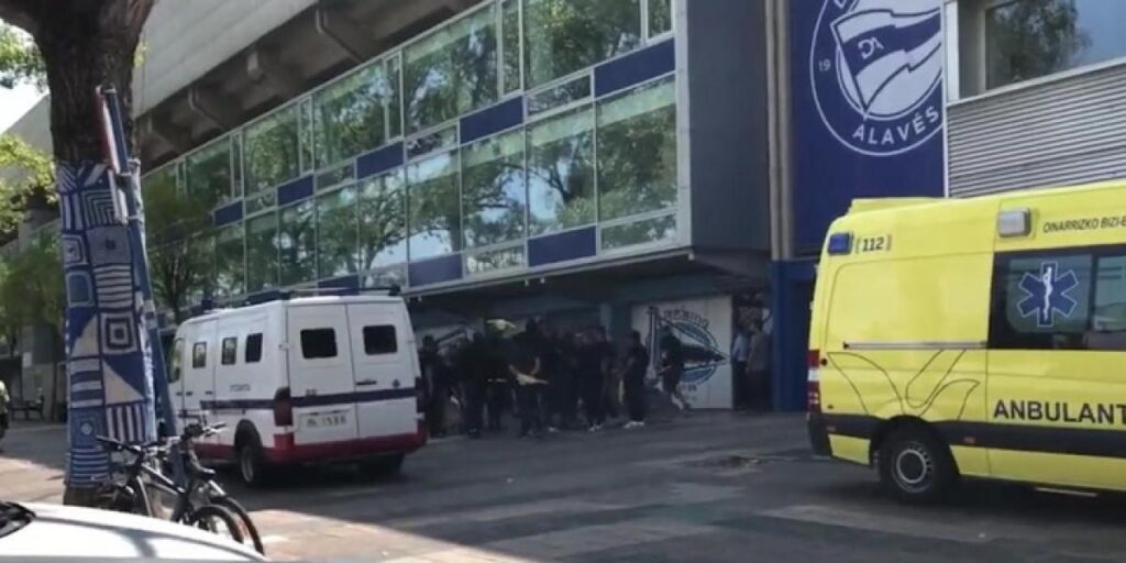 El Alavés condena los incidentes previos al partido contra Las Palmas