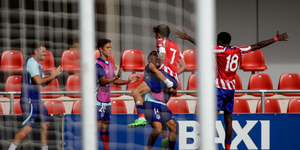 El Atlético Juvenil quiere firmar un pleno
