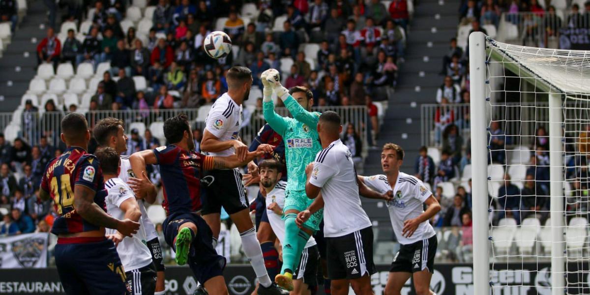 El Burgos, un muro también para el Levante