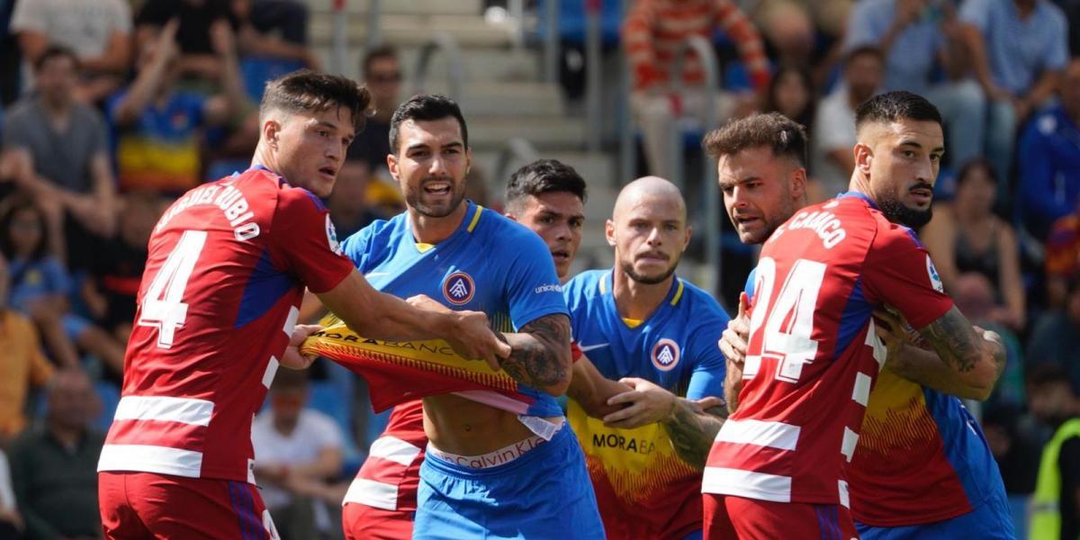 El Granada aspira a alcanzar los 15.000 abonados esta temporada