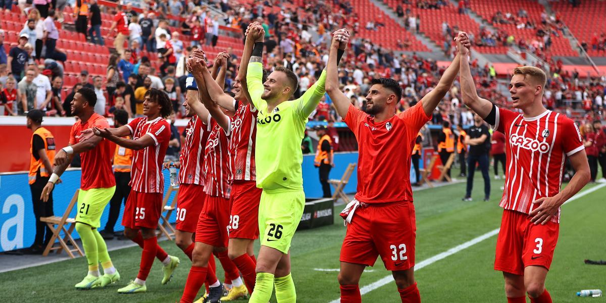 El Leverkusen, rival del Atlético, cede ante el Friburgo, nuevo líder de la Bundesliga