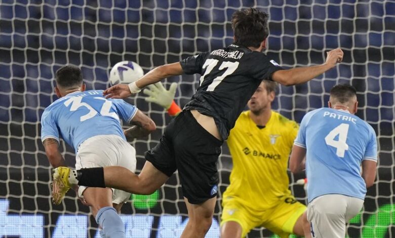 El Nápoles remonta a la Lazio guiado por Kvaratskhelia y se pone líder