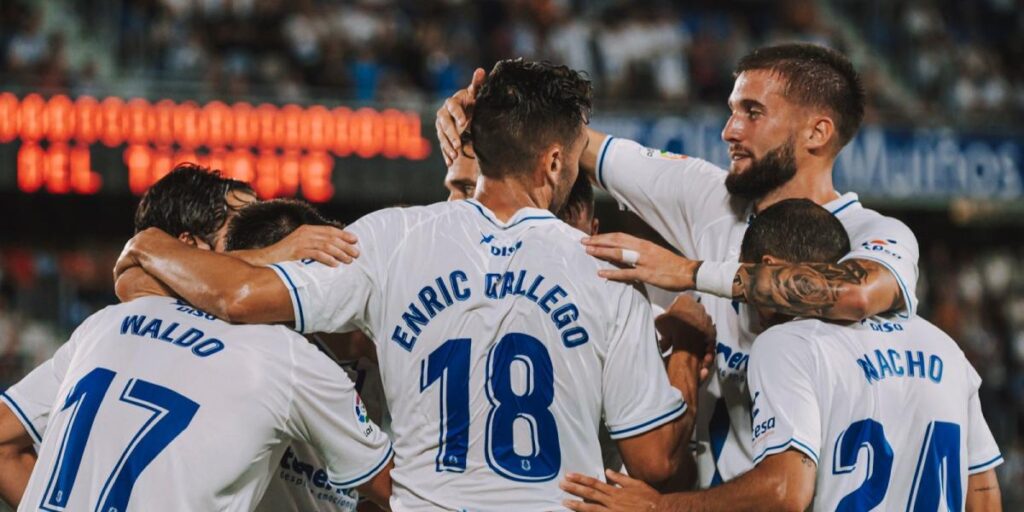 El Tenerife deja a Guede al borde del KO