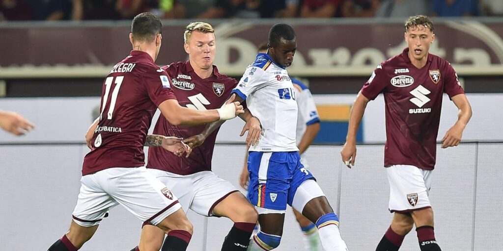 El Torino supera al Lecce de Umtiti, que sigue sin ganar