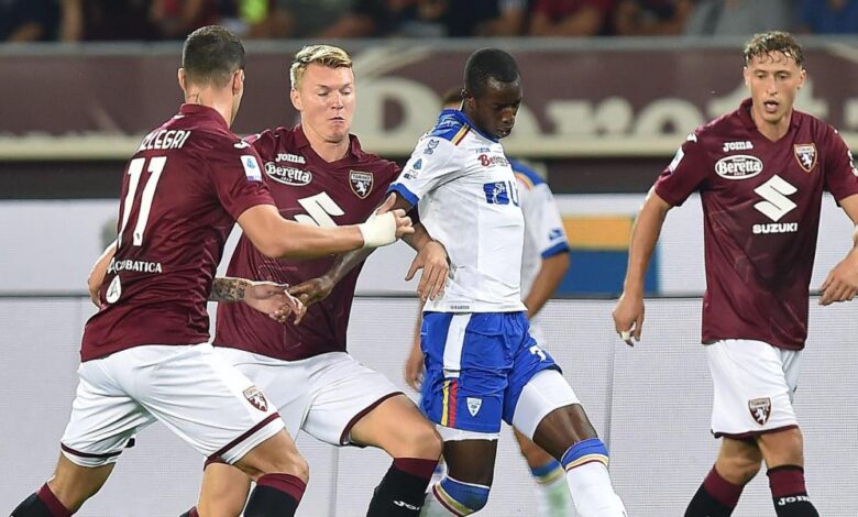 El Torino supera al Lecce de Umtiti, que sigue sin ganar