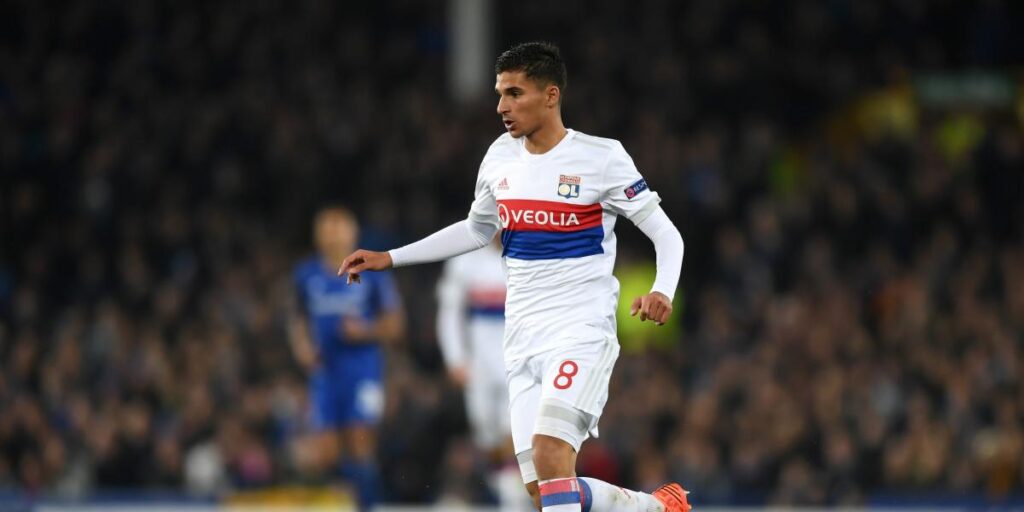 El agente y un familiar de Aouar visitan el Villamarín