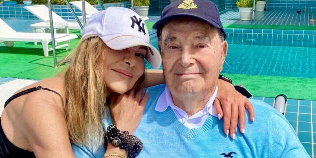 El desgarrador mensaje de Ana Obregón tras la muerte de su padre