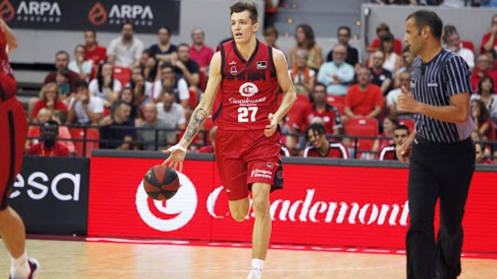 El ex del Zaragoza Vít Krejci, traspasado a los Hawks