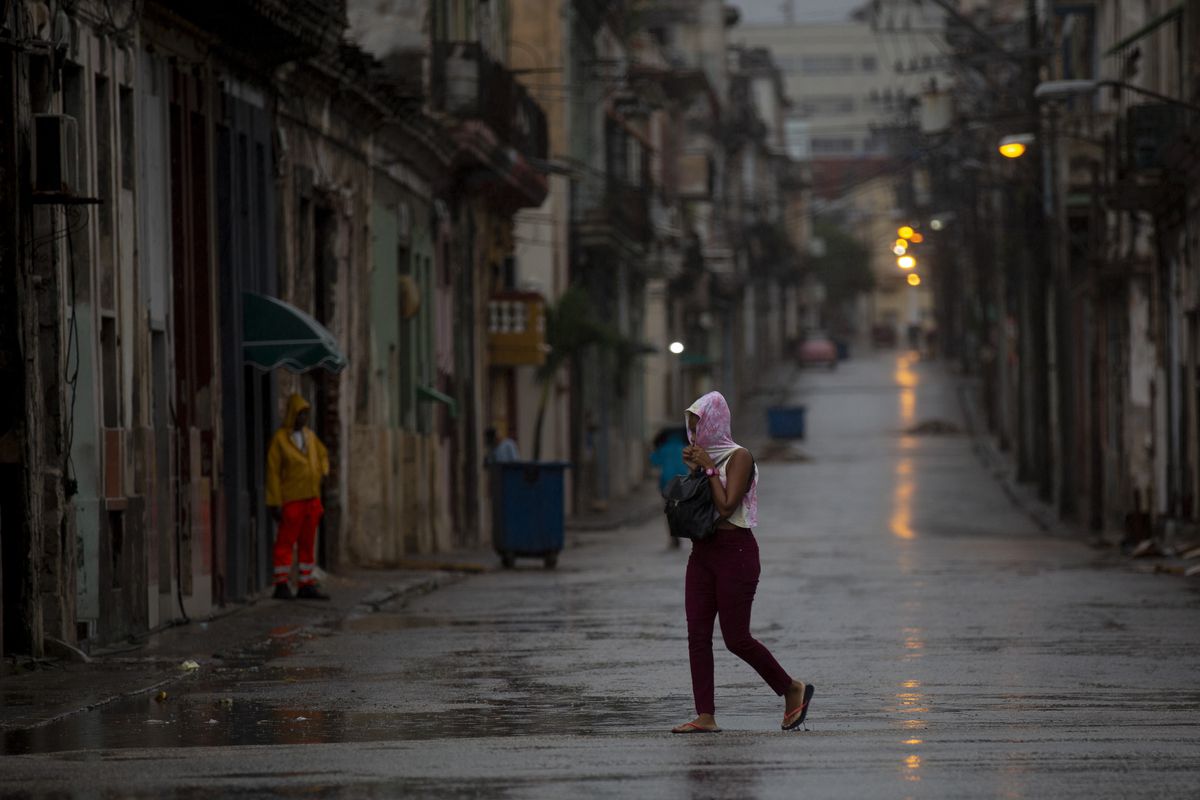 El huracán ‘Ian’ deja sin luz a Cuba en su camino hacia Florida