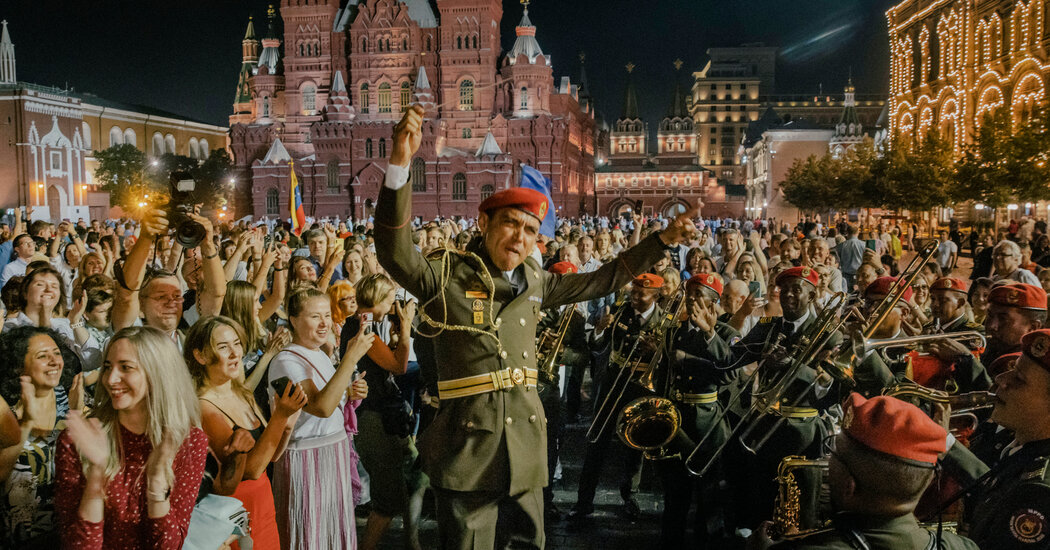 En Moscú, la lucha está a un mundo de distancia