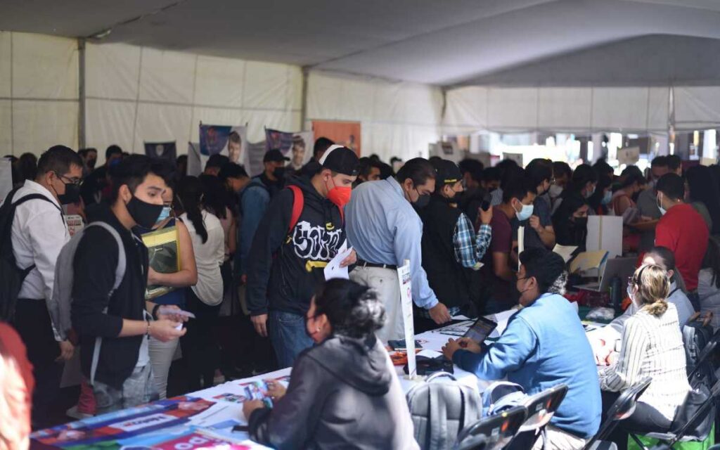 En agosto se crearon 157 mil plazas de trabajo: IMSS