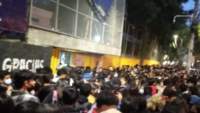Encapuchados toman la Prepa 5 de la UNAM e impiden acceso a alumnos | Video