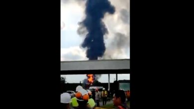 Excavadora provocó fuga de gas y explosión en ducto de Huimanguillo, Tabasco: Pemex | Videos