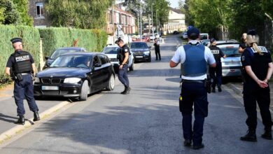 Francia expulsa a imán acusado de incitar al odio, reviviendo un espinoso debate