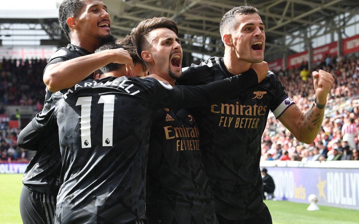 Golea Arsenal y recupera el liderato en la Premier League | Video