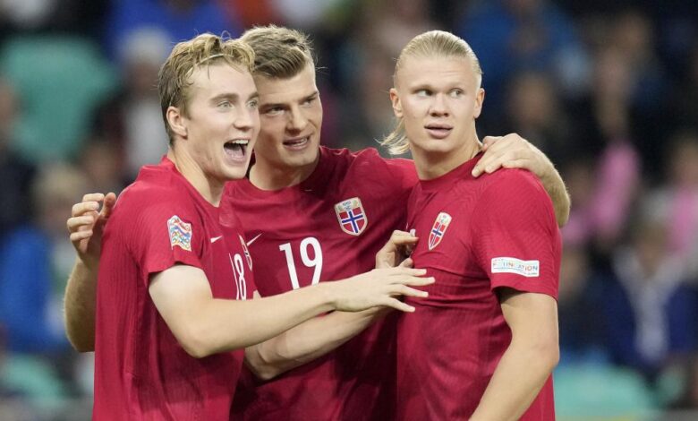 Haaland, infalible, avanza a Noruega y aumenta sus registros
