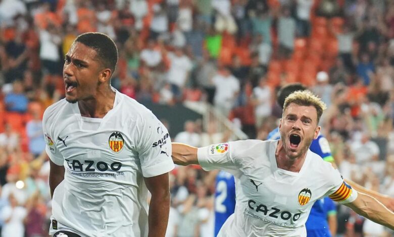 Horario y dónde ver por TV el Rayo Vallecano - Valencia de LaLiga Santander
