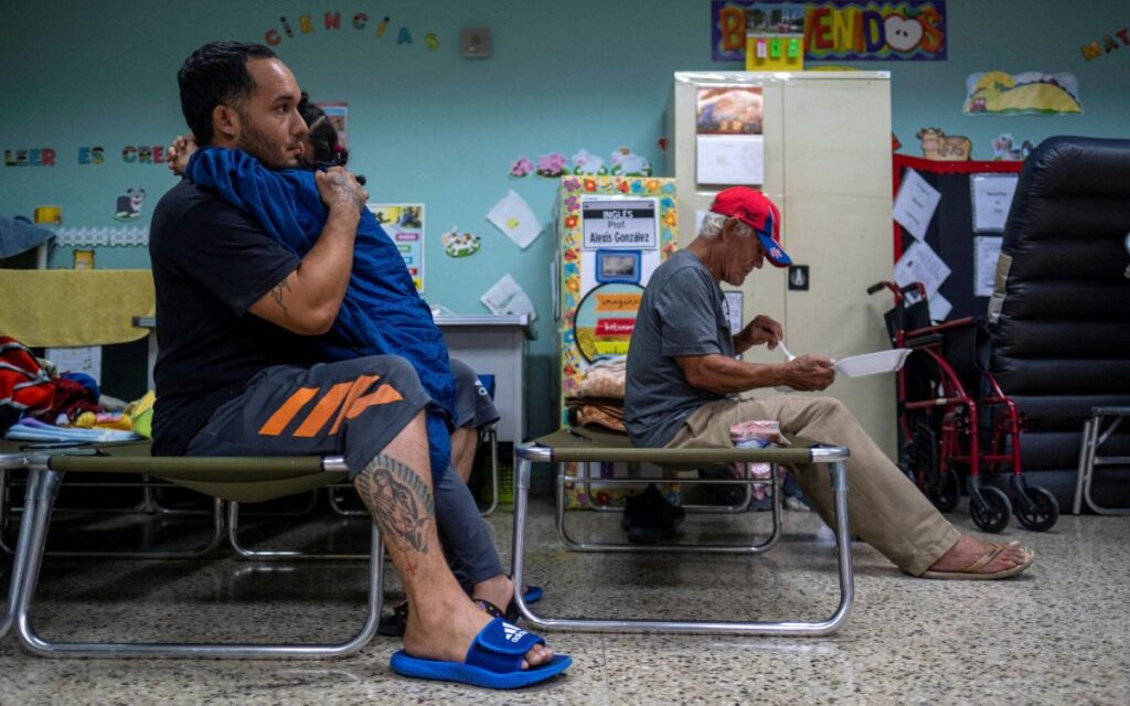 Huracán 'Fiona' deja sin electricidad a todo Puerto Rico